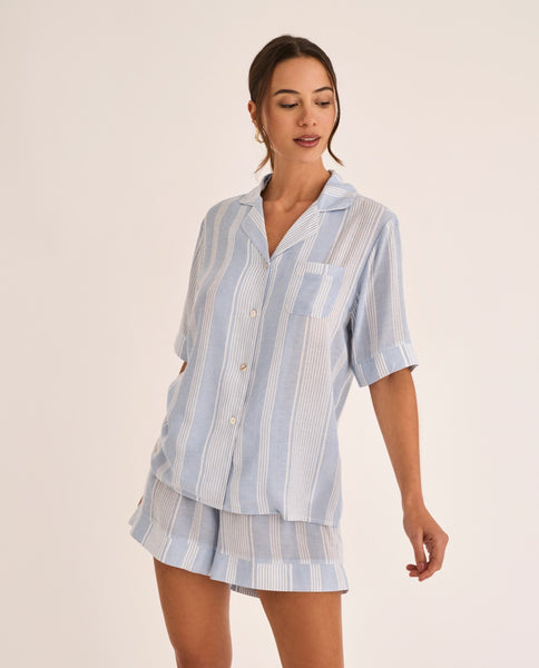 Pijama de rayas corto